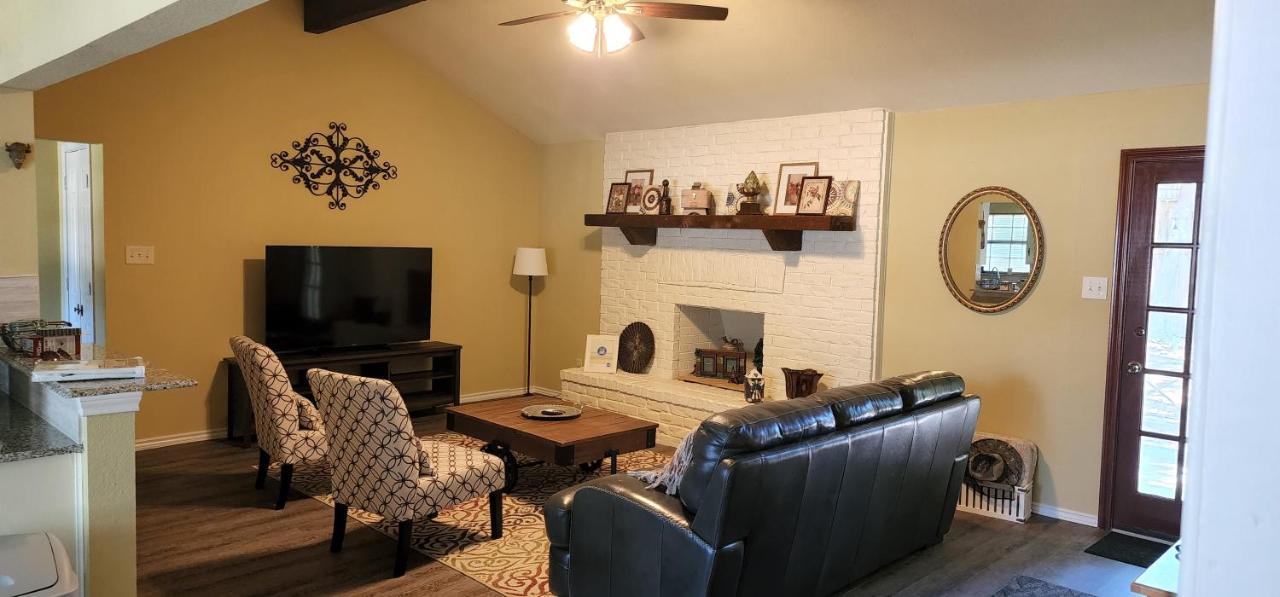 The Cozy Corner House At Haltom City Texas Ngoại thất bức ảnh